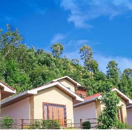 Skywood Resort Shoghi Shogi Exteriör bild