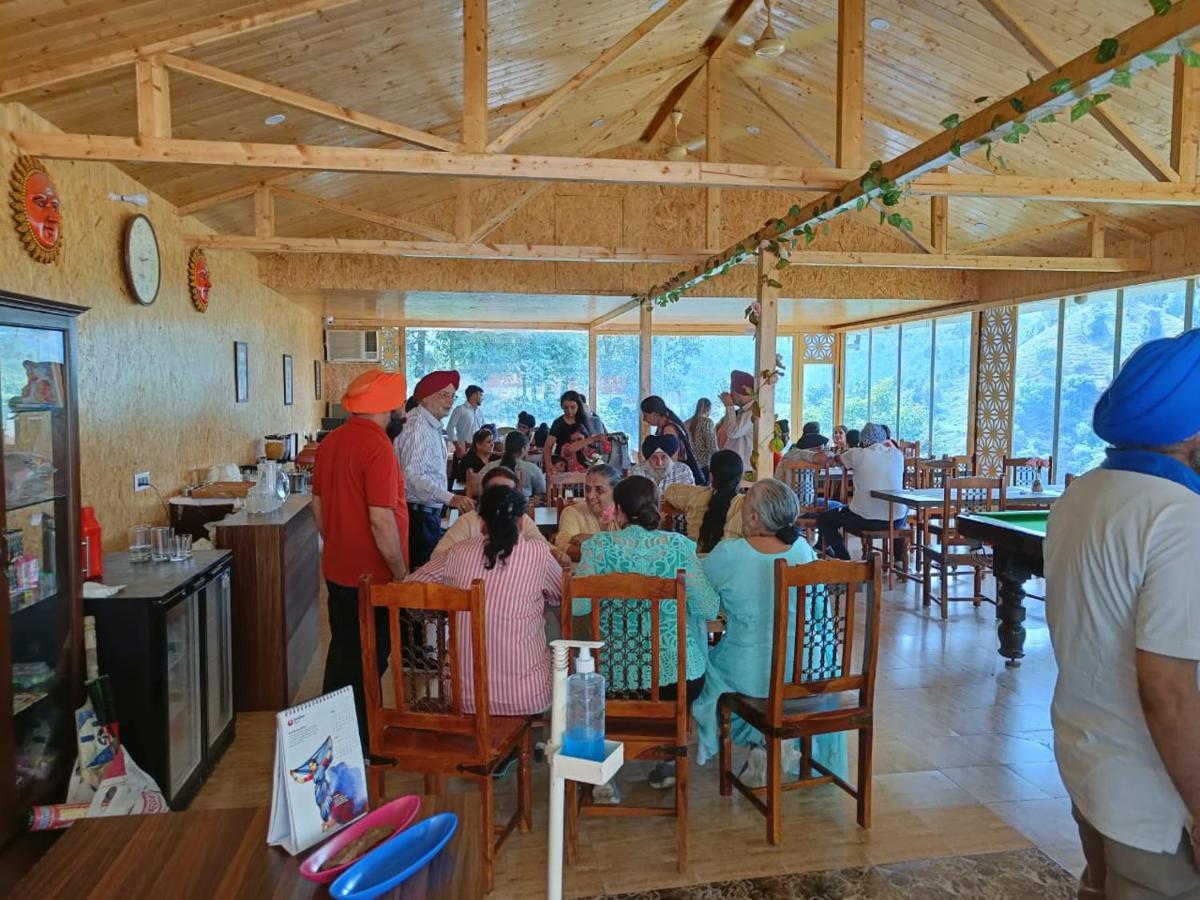Skywood Resort Shoghi Shogi Exteriör bild