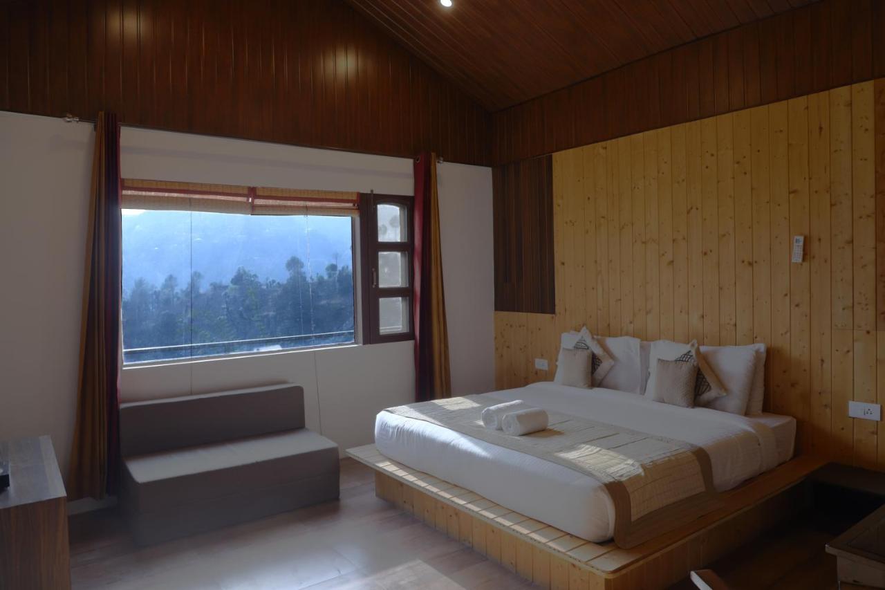 Skywood Resort Shoghi Shogi Exteriör bild