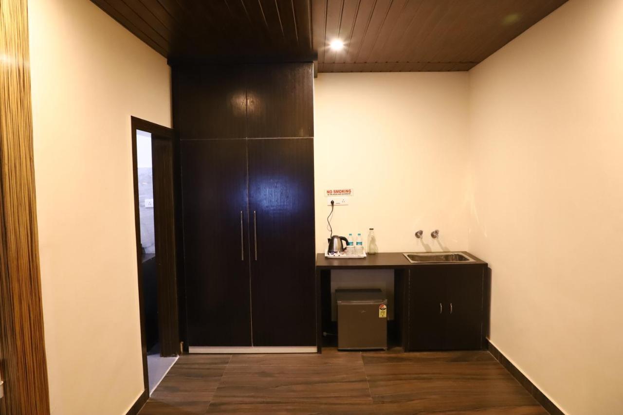 Skywood Resort Shoghi Shogi Exteriör bild