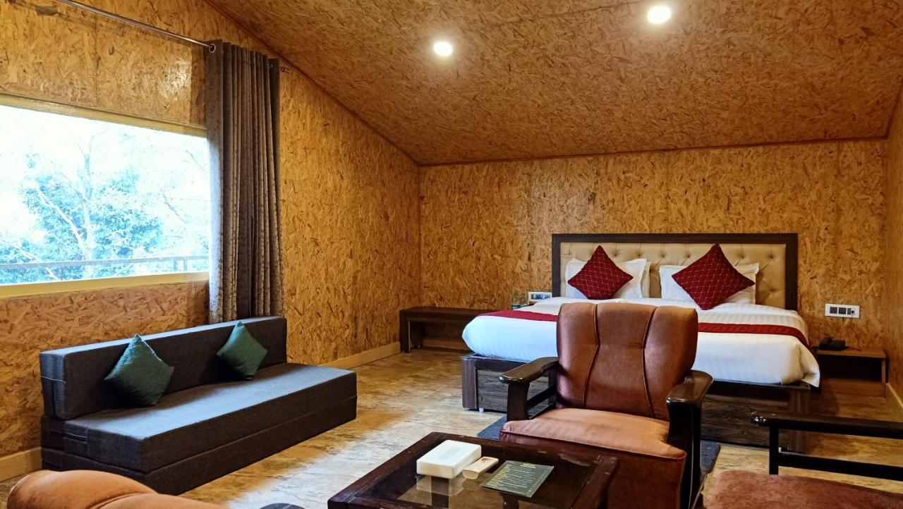 Skywood Resort Shoghi Shogi Exteriör bild