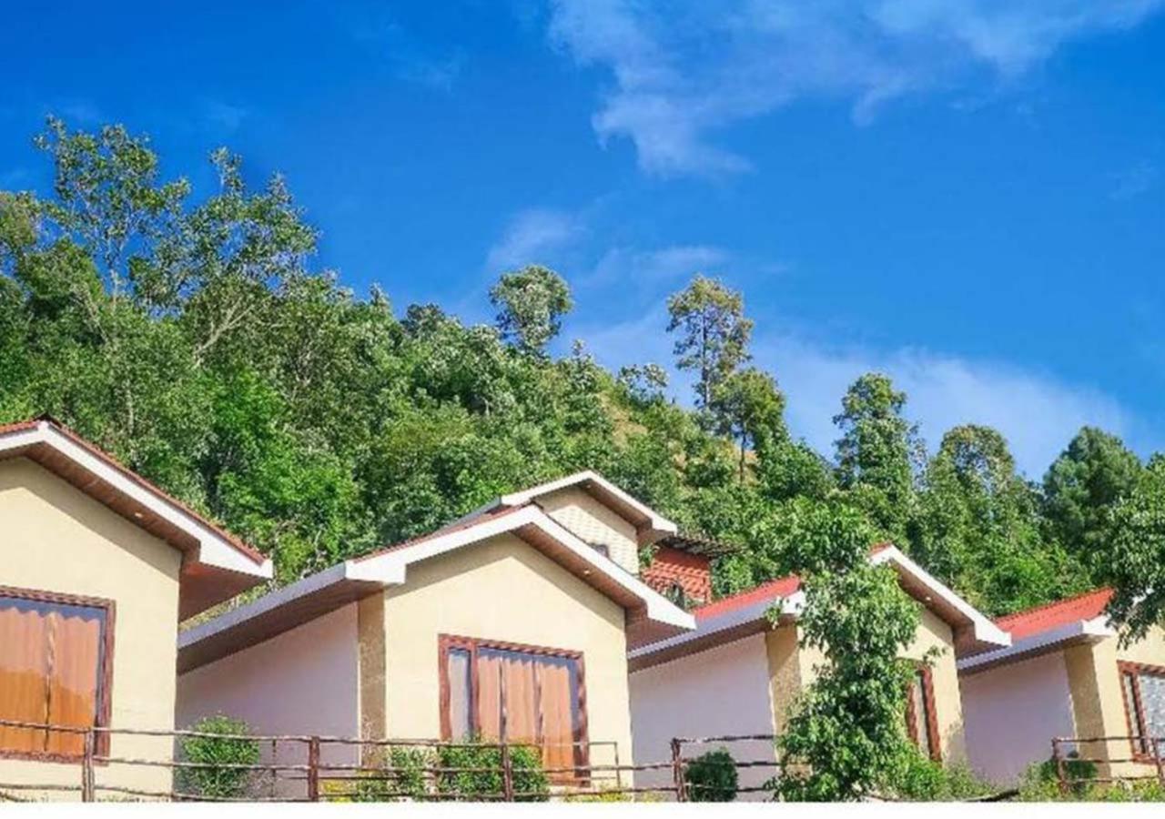 Skywood Resort Shoghi Shogi Exteriör bild